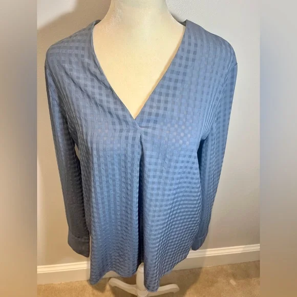 Banana Republic Dusty Light Blue‎ Long Sleeve  Blouse Size Small - Picture 2 of 9